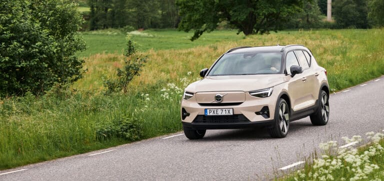 Spar opptil 131.000 kroner på Volvo EX40