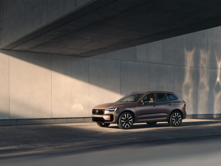 Nye Volvo XC60: Nå med opptil 200 km elektrisk rekkevidde